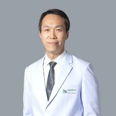 Доктор Ittichai Sakarunchai