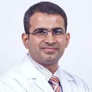الدكتور مناف وادوان