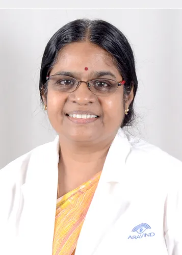  Dr. Revathi R