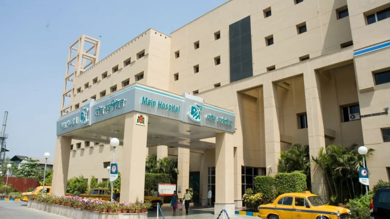 Apollo Gleneagles Hospital, Kolkata - Image 4